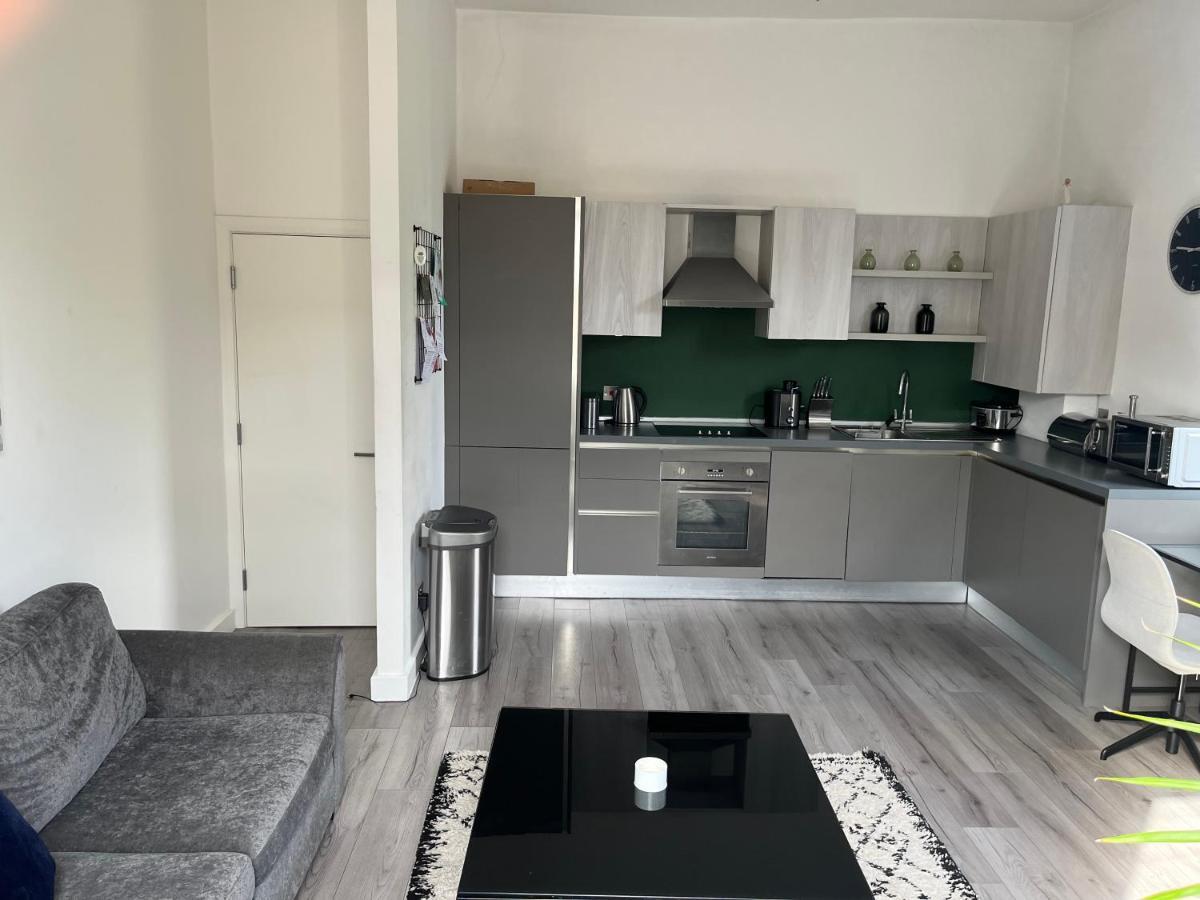 Spacious Modern 1-Bed Apartment Near Victoria Park لندن المظهر الخارجي الصورة